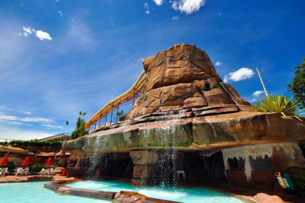 Piazza Diroma Acqua Park, Requinte E Diversao Caldas Novas Luaran gambar